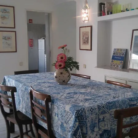 Casa *